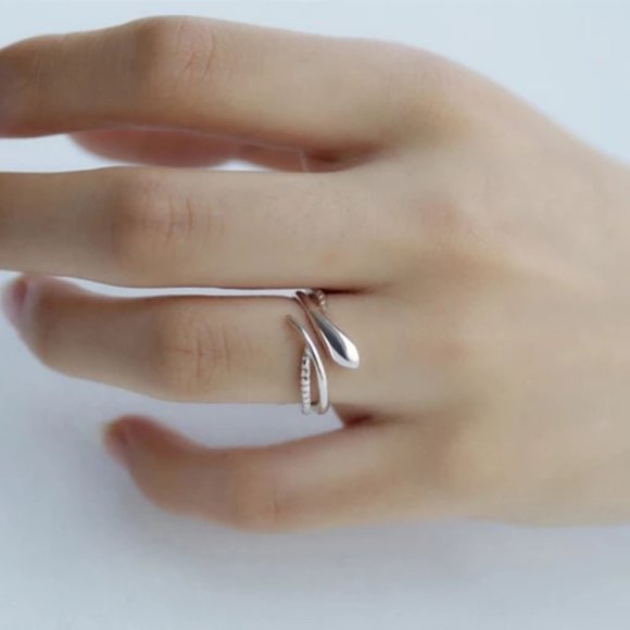 Sterling Silver Snake Ring - Picture 3 of 9